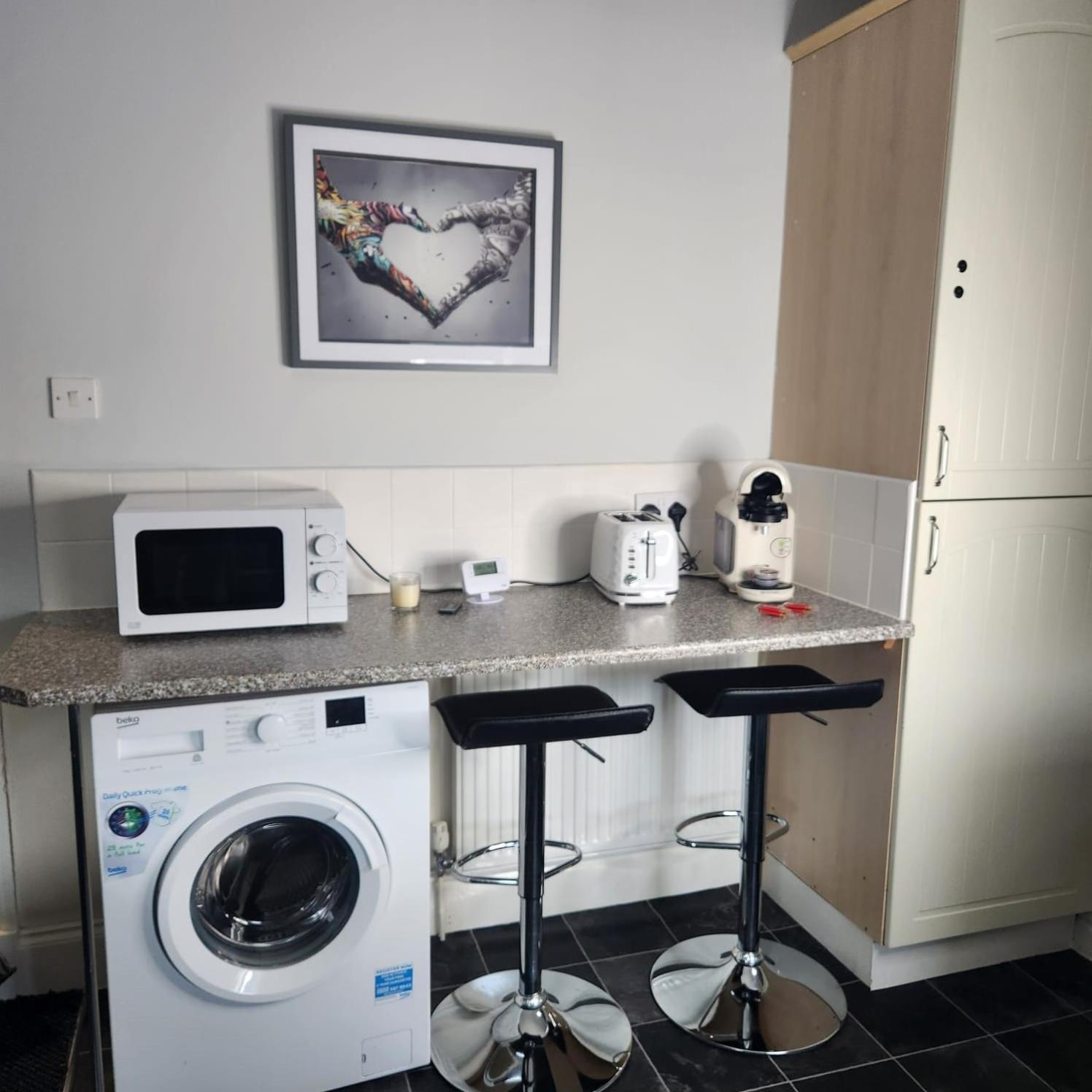 Cottage Style 2 Bedroom Apt In City, Near Utilita Arena & Free Parking Birmingham Zewnętrze zdjęcie