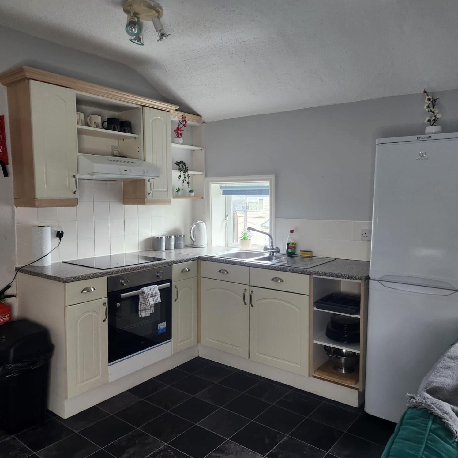 Cottage Style 2 Bedroom Apt In City, Near Utilita Arena & Free Parking Birmingham Zewnętrze zdjęcie
